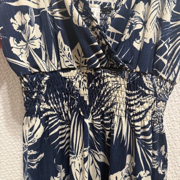 Surfing Hawaii Dresses & Skirts - Surfing Hawaii Dress size Large